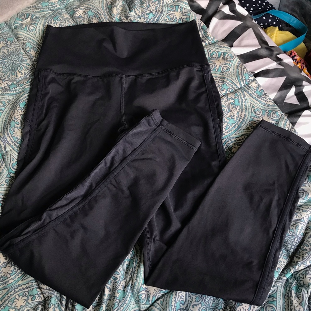 Aerie Move Leggings